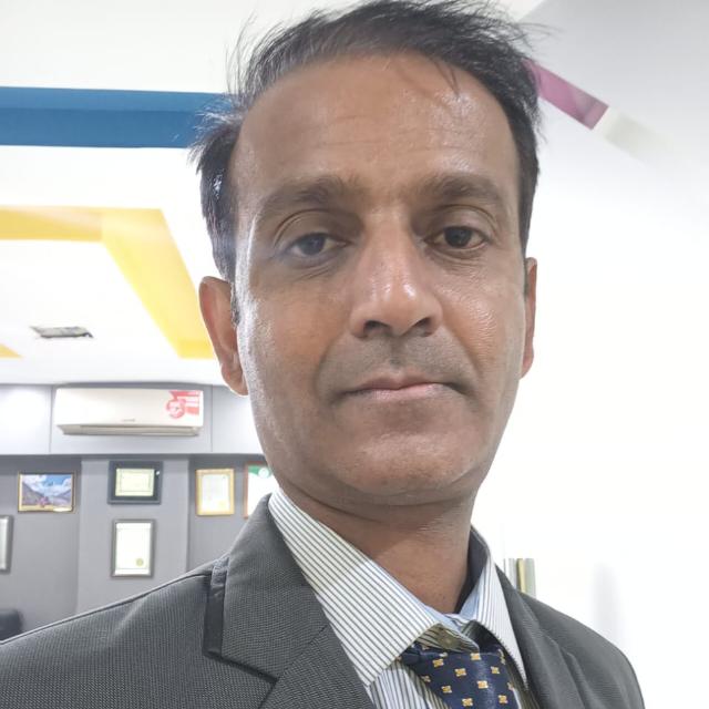 <div style="text-align:center;">
	<span style="color:#666666;font-family:Times New Roman;font-size:14px;">Dr Taco van Someren</span>
</div>